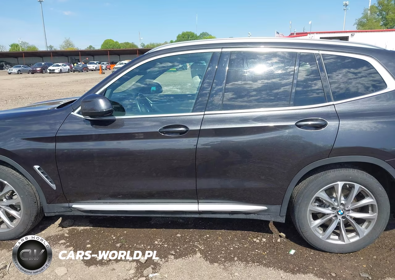 2019 BMW X3 xDrive30I VIN:5UXTR9C5XKLP87800 - 14
