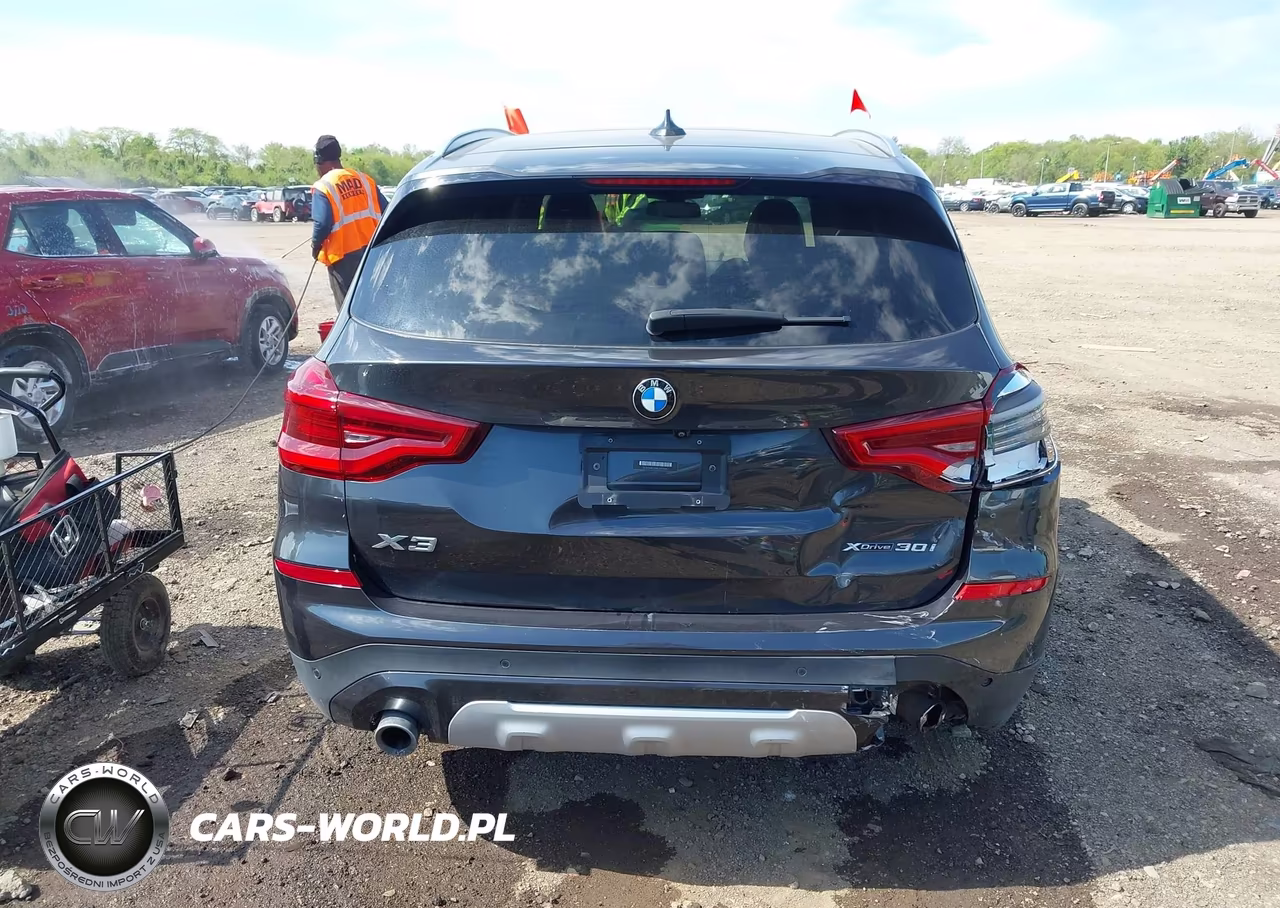 2019 BMW X3 xDrive30I VIN:5UXTR9C5XKLP87800 - 16