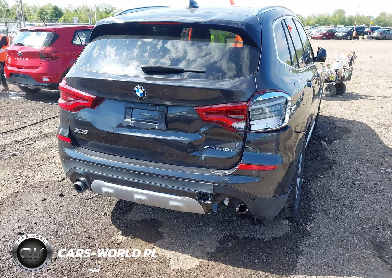 2019 BMW X3 xDrive30I VIN:5UXTR9C5XKLP87800 - 6