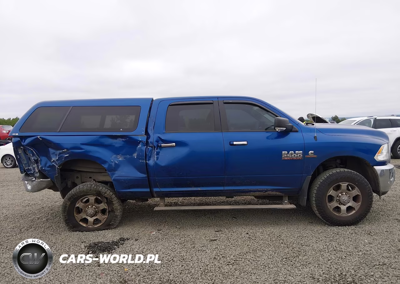 2017 Ram 2500 Big Horn 4X4 6'4 Box VIN:3C6UR5DL4HG668018 - 14