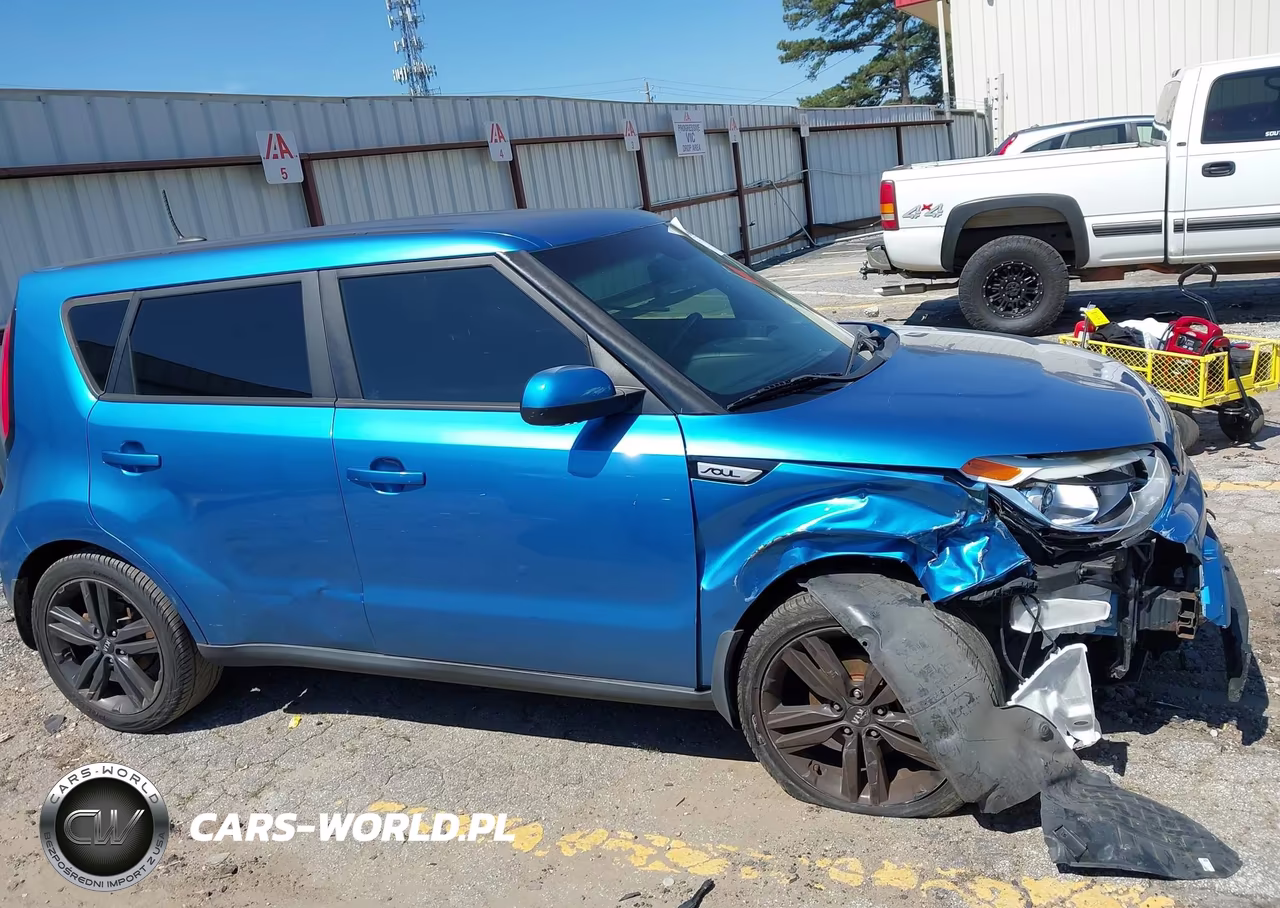 2015 Kia Soul + VIN:KNDJP3A54F7160135 - 13
