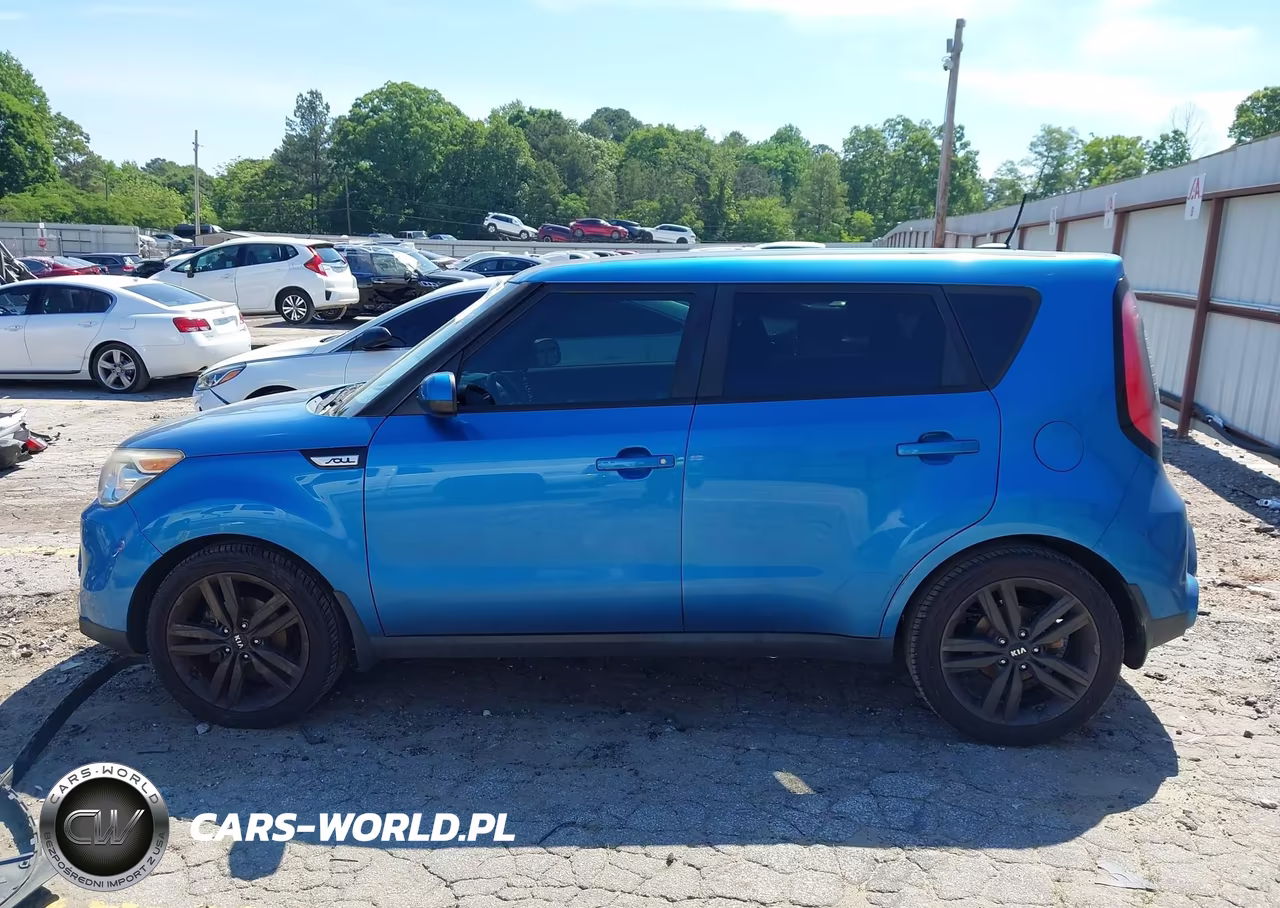 2015 Kia Soul + VIN:KNDJP3A54F7160135 - 14
