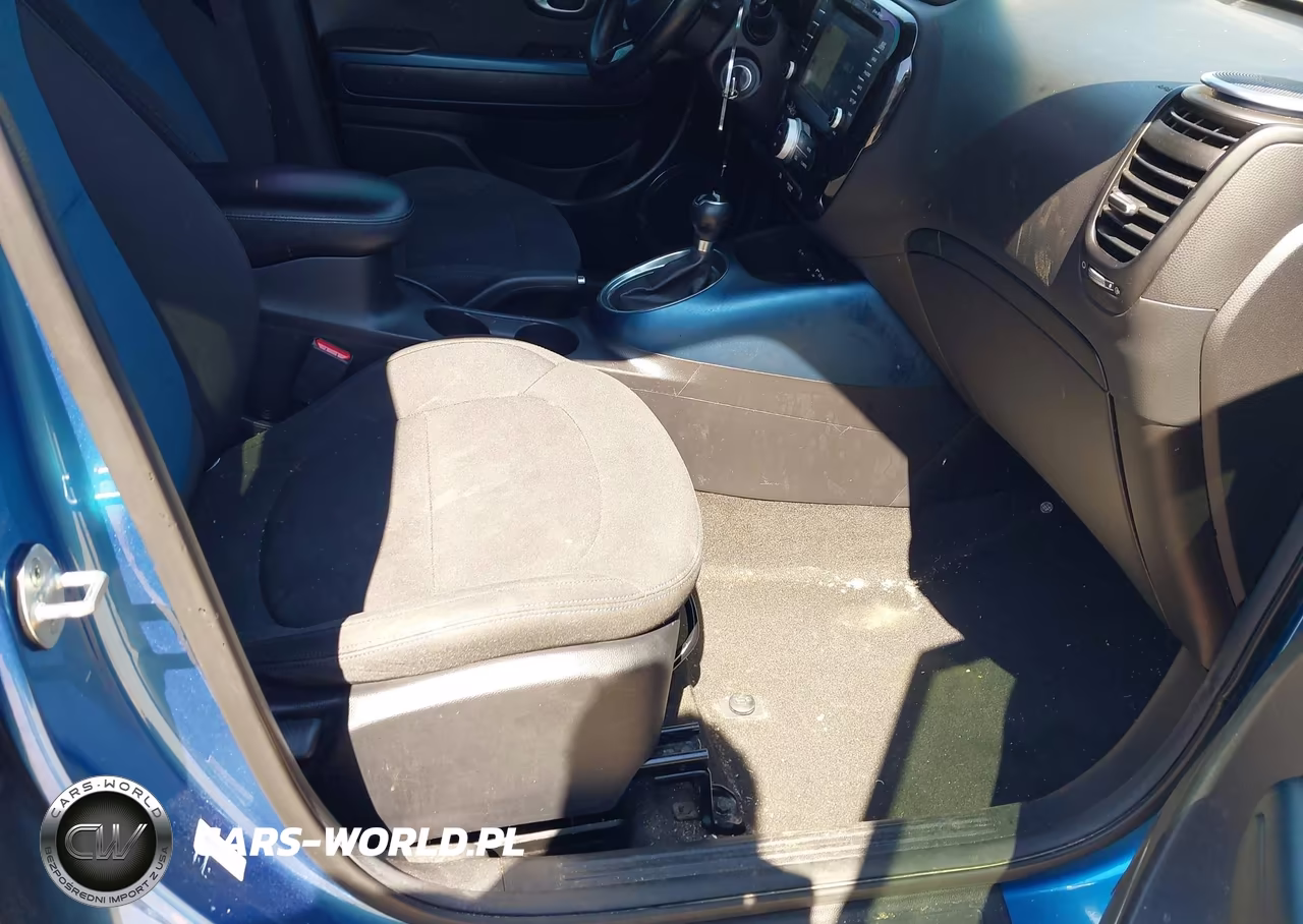 2015 Kia Soul + VIN:KNDJP3A54F7160135 - 5