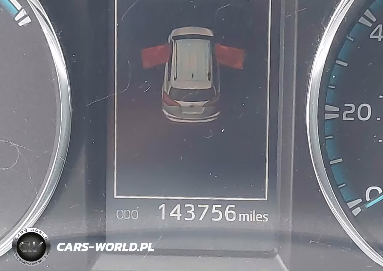 2018 Toyota Rav4 Hybrid Le VIN:JTMRJREV4JD248324 - 15