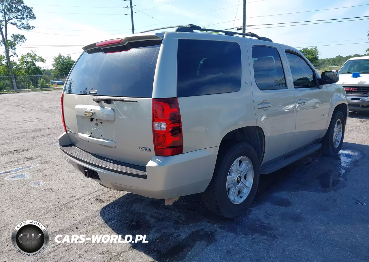 2009 Chevrolet Tahoe Lt1 VIN:1GNEC23319R302041 - 4