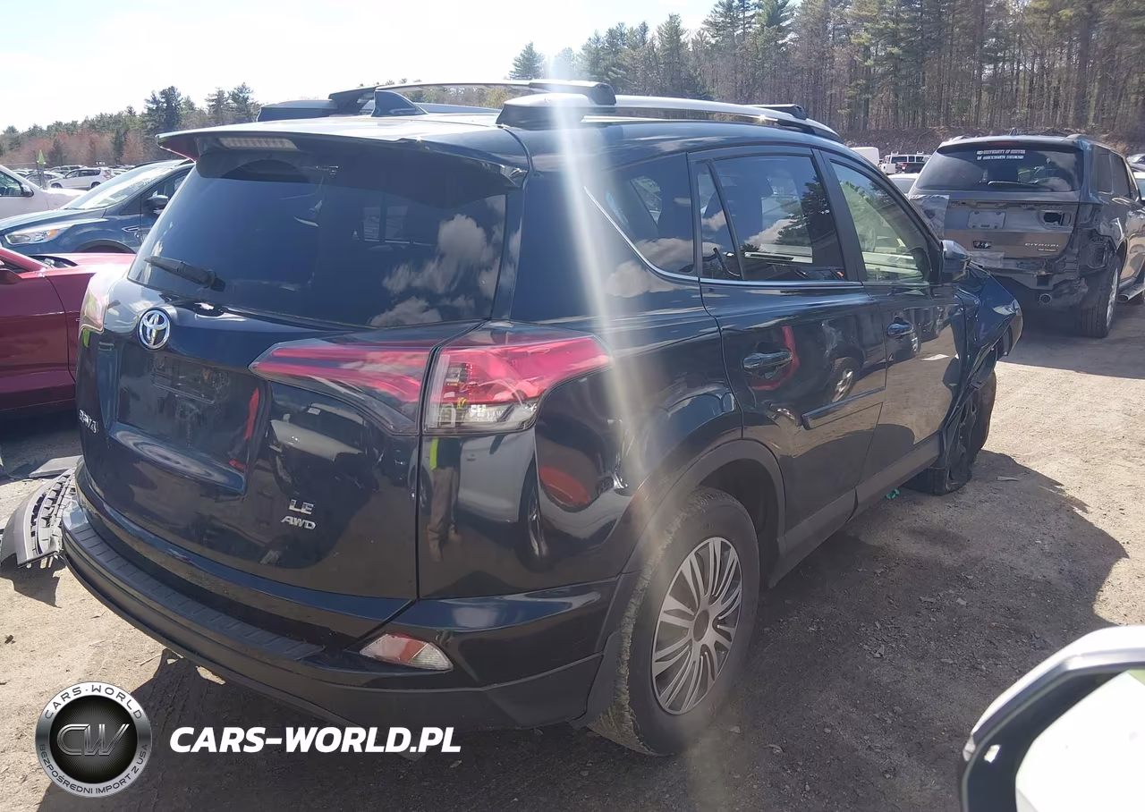 2018 Toyota Rav4 Le VIN:JTMBFREV1JJ257986 - 4