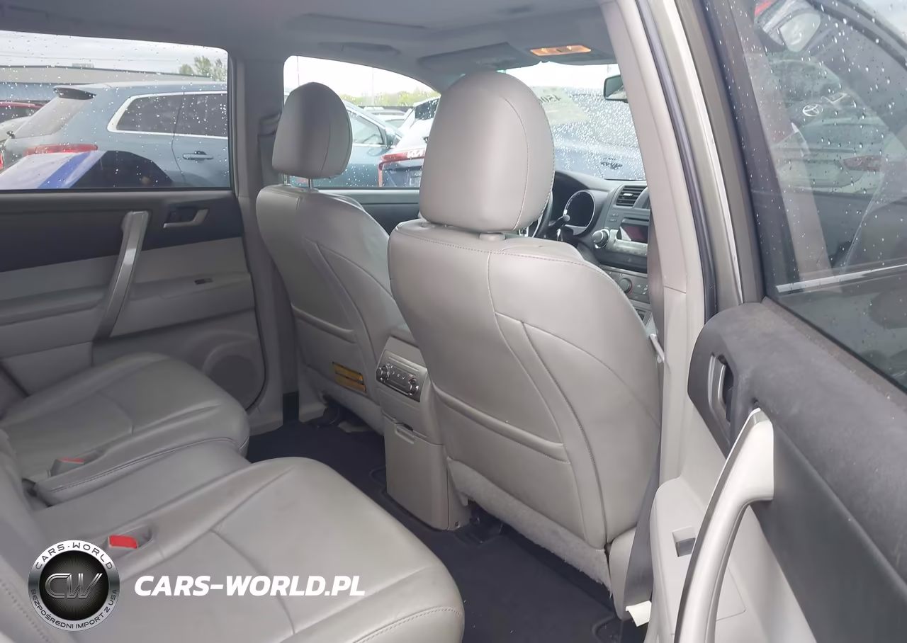 2012 Toyota Highlander Se V6 VIN:5TDBK3EH0CS095955 - 8