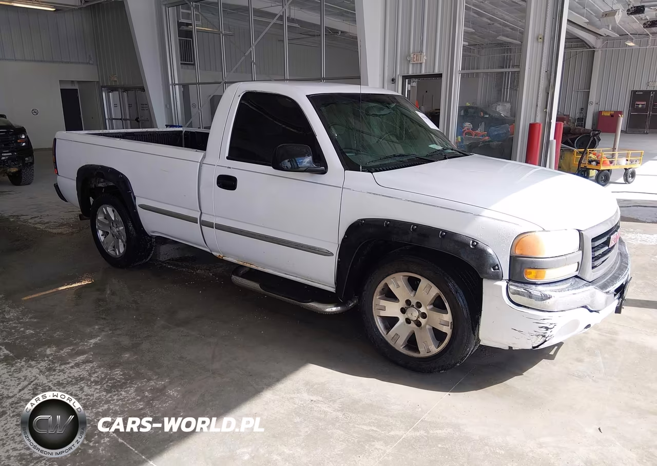 2004 GMC Sierra 1500 Work Truck