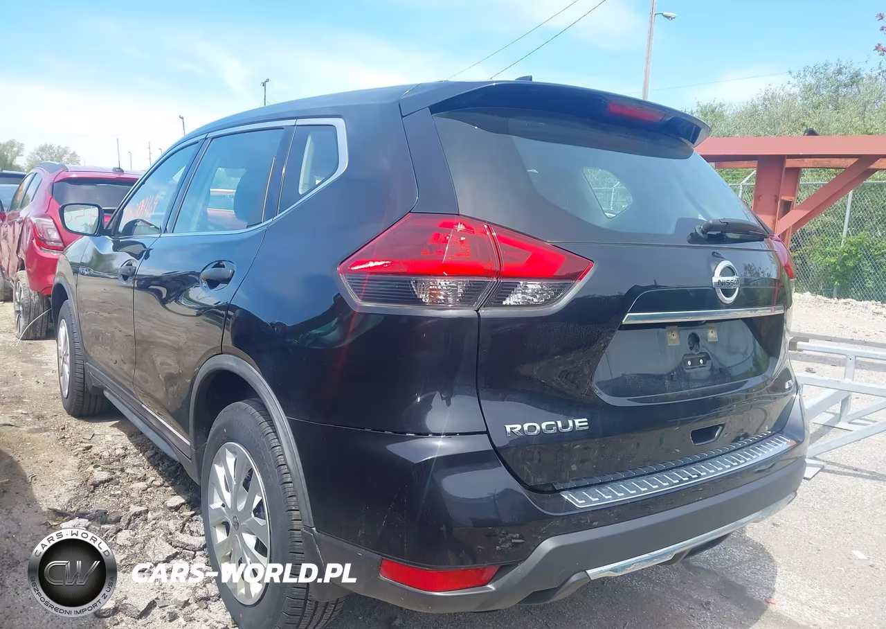 2018 Nissan Rogue S VIN:KNMAT2MV8JP595248 - 3
