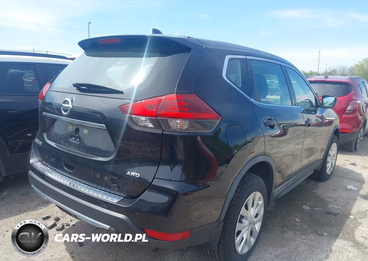 2018 Nissan Rogue S VIN:KNMAT2MV8JP595248 - 4