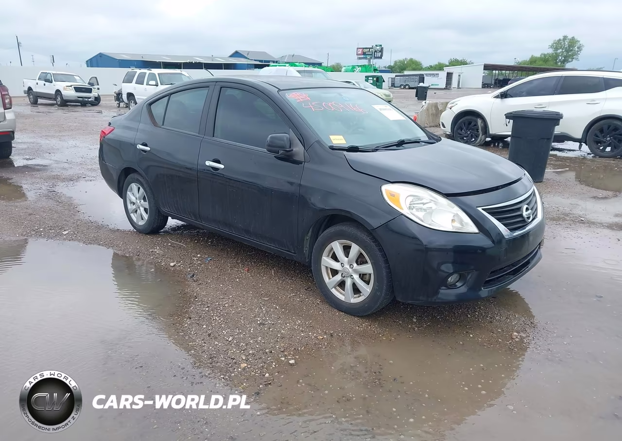 2012 Nissan Versa 1.6 Sl