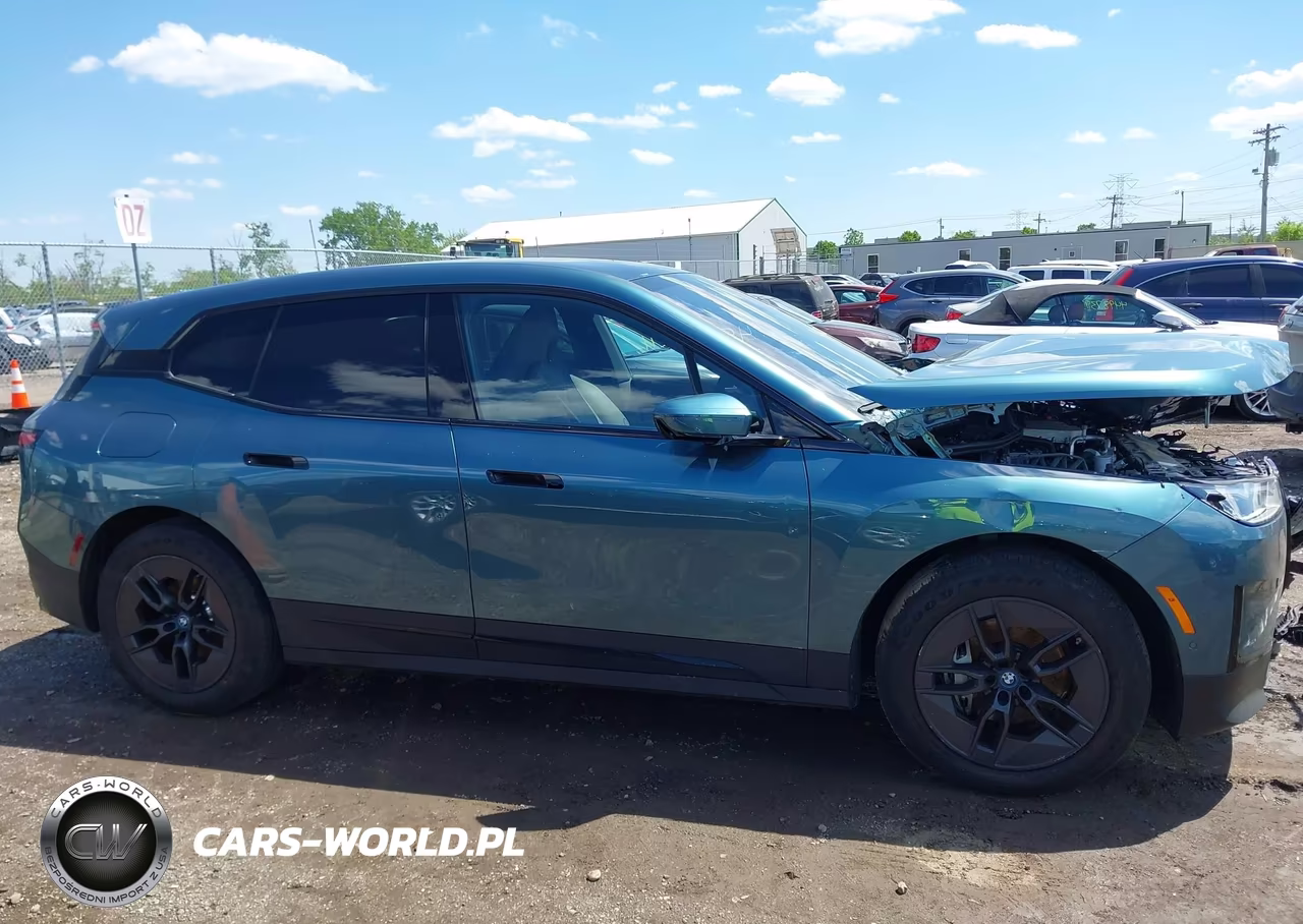 2025 BMW Ix xDrive50 VIN:WB523CF03SCU09700 - 14