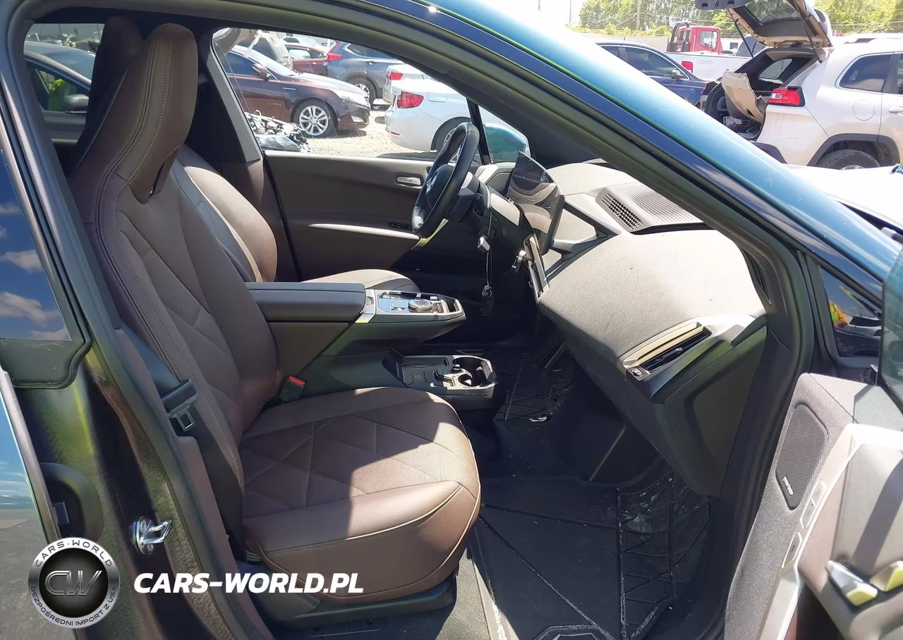 2025 BMW Ix xDrive50 VIN:WB523CF03SCU09700 - 5