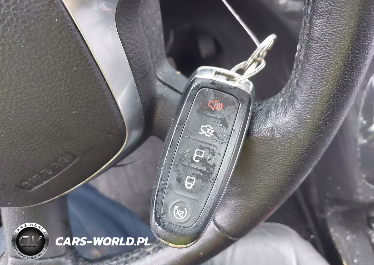 2016 Ford Escape Titanium VIN:1FMCU0JX6GUB55048 - 11