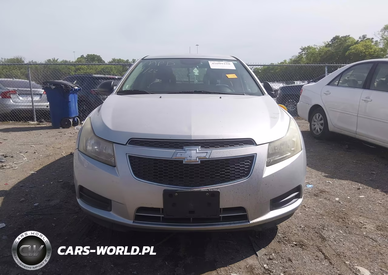 2014 Chevrolet Cruze Ls Auto VIN:1G1PA5SH7E7150352 - 13