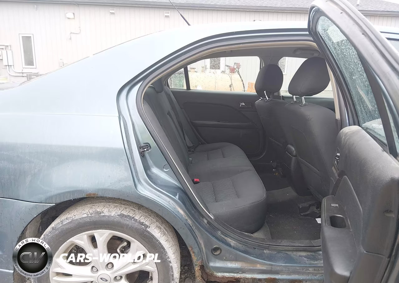 2012 Ford Fusion Se VIN:3FAHP0HA8CR410468 - 8