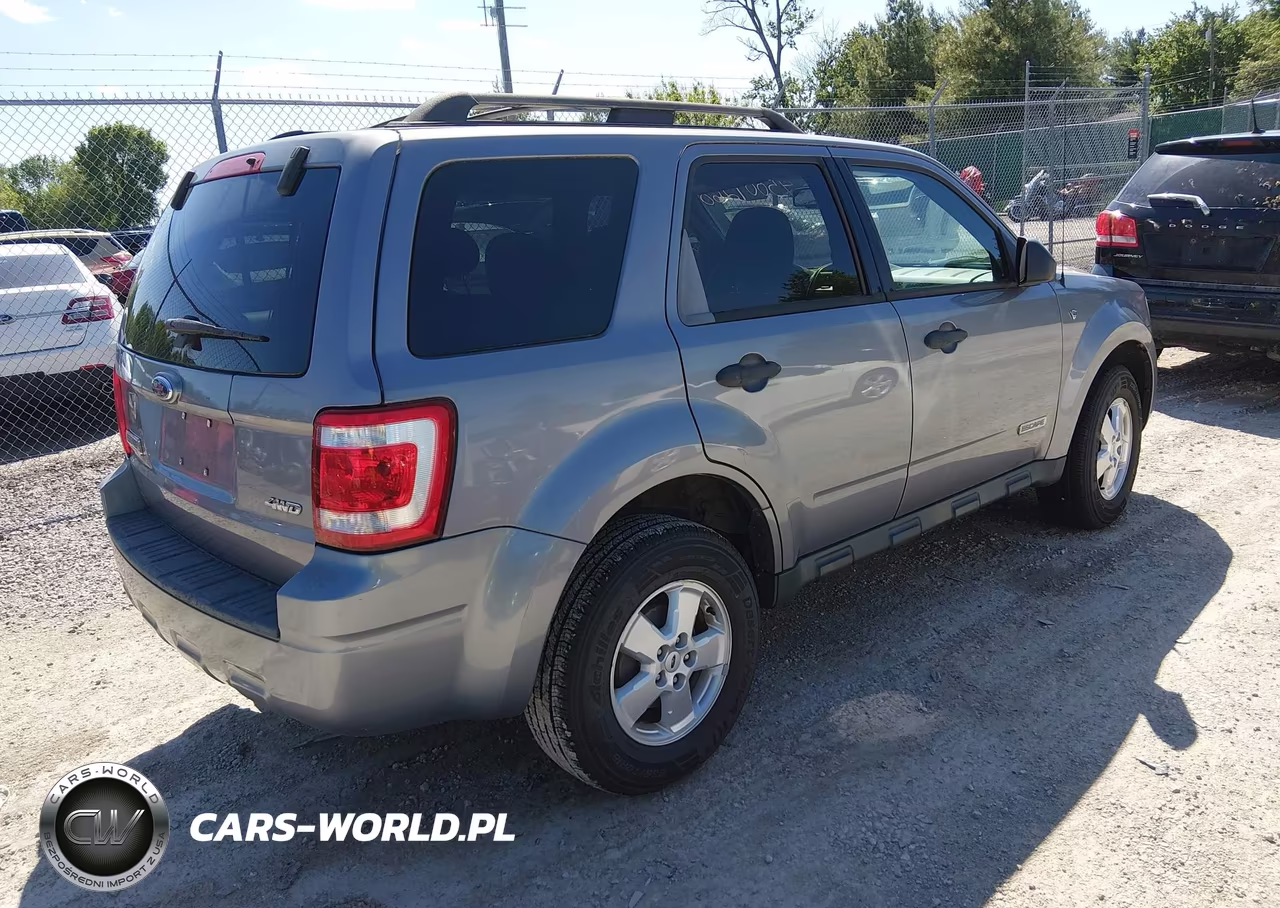 2008 Ford Escape Xlt VIN:1FMCU93128KC92482 - 4