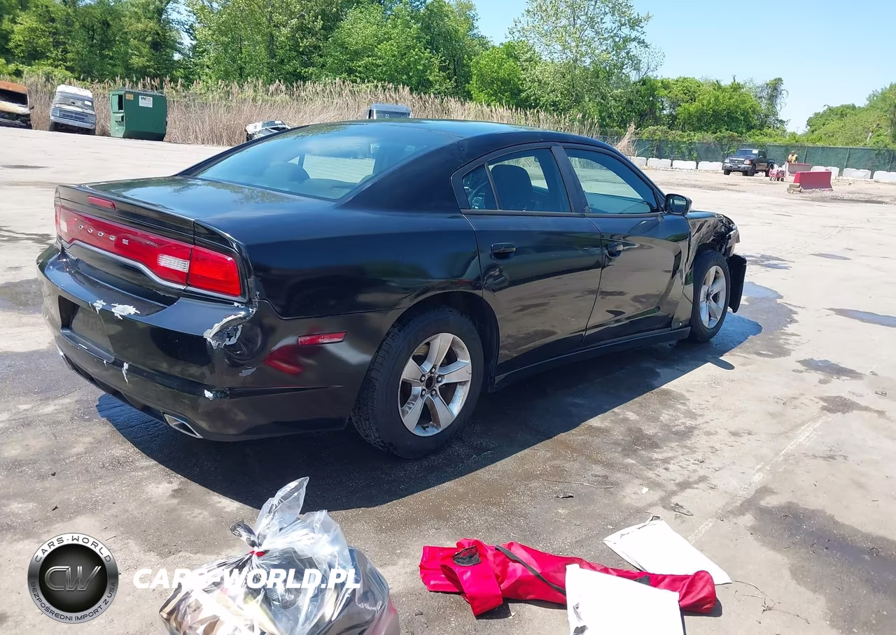 2013 Dodge Charger Se VIN:2C3CDXBG7DH594600 - 4