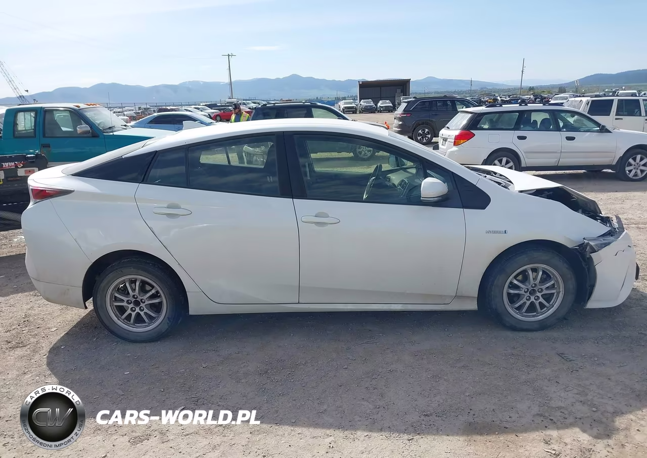 2016 Toyota Prius Two VIN:JTDKBRFU8G3001603 - 14