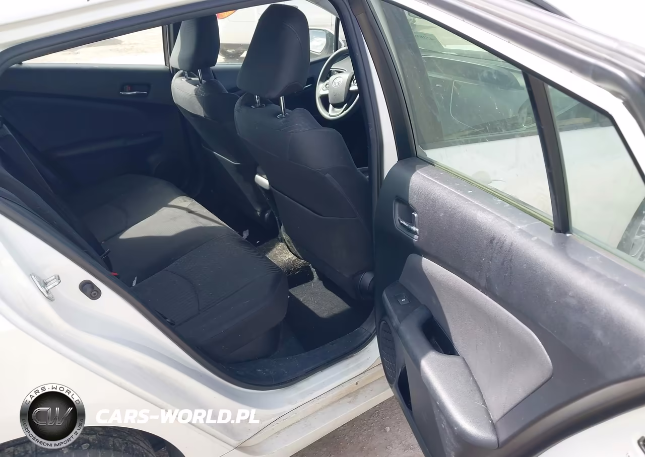 2016 Toyota Prius Two VIN:JTDKBRFU8G3001603 - 8