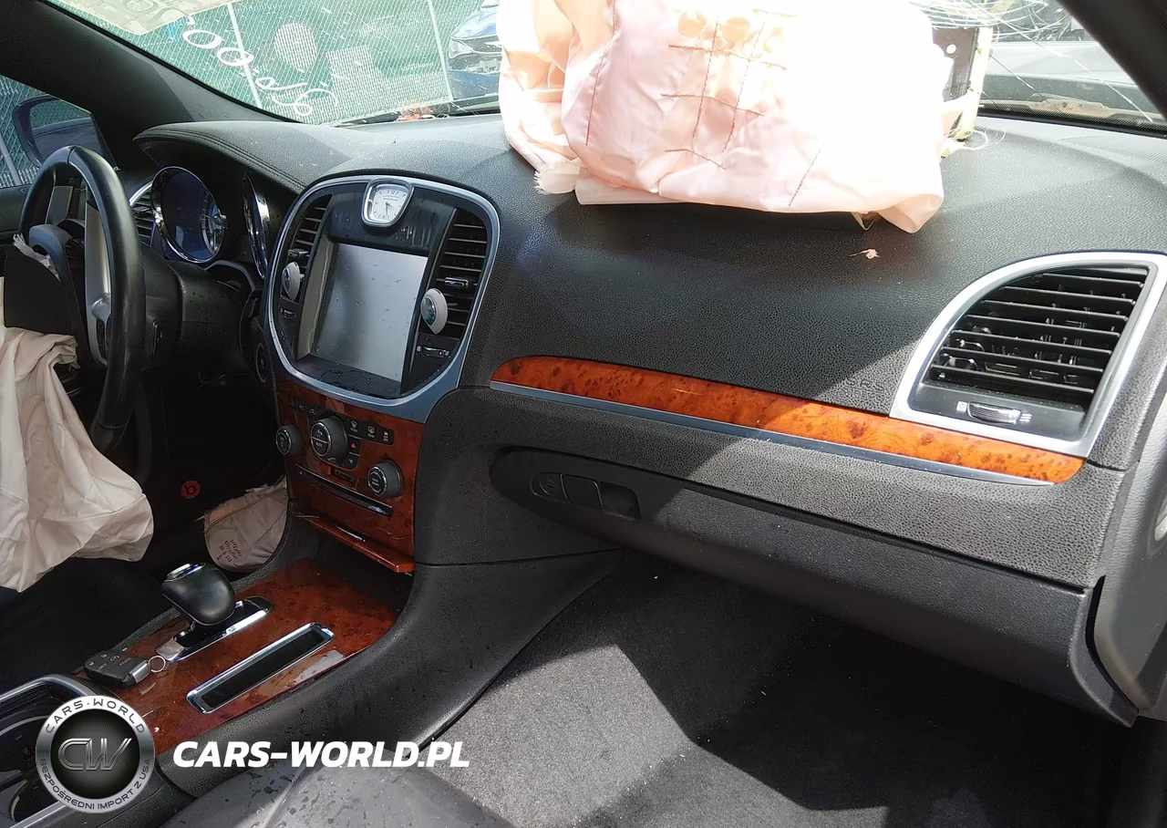 2014 Chrysler 300 VIN:2C3CCAAG1EH166752 - 5