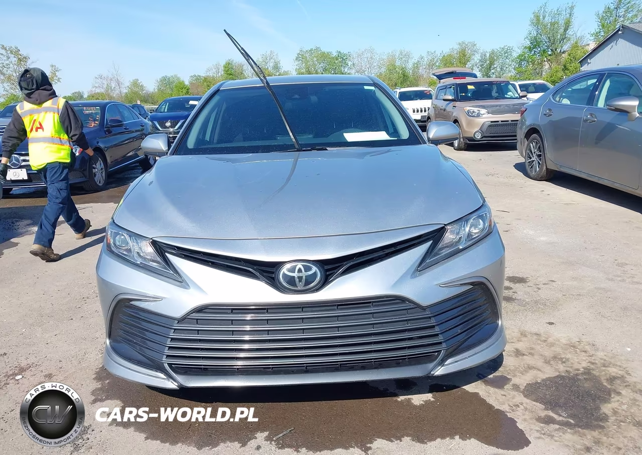 2021 Toyota Camry Le VIN:4T1C11AK7MU561368 - 12