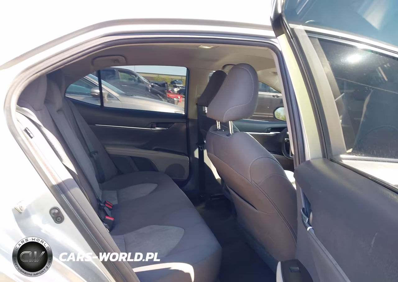 2021 Toyota Camry Le VIN:4T1C11AK7MU561368 - 8
