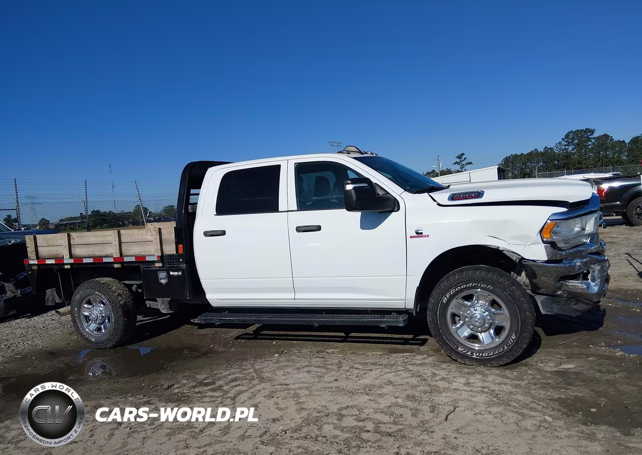 2024 Ram 2500 Tradesman 4X4 8' Box VIN:3C6UR5HLXRG127499 - 14