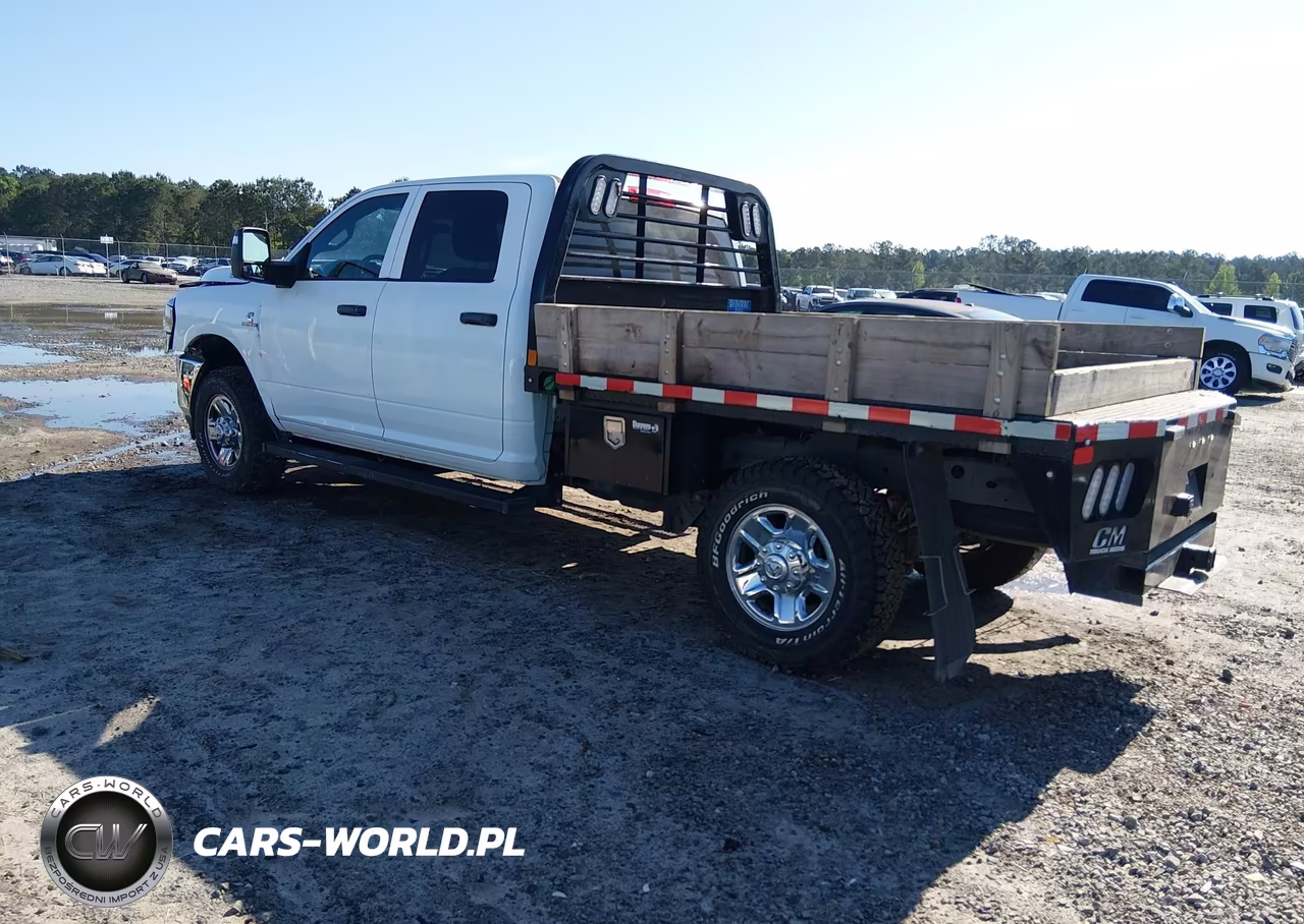 2024 Ram 2500 Tradesman 4X4 8' Box VIN:3C6UR5HLXRG127499 - 3