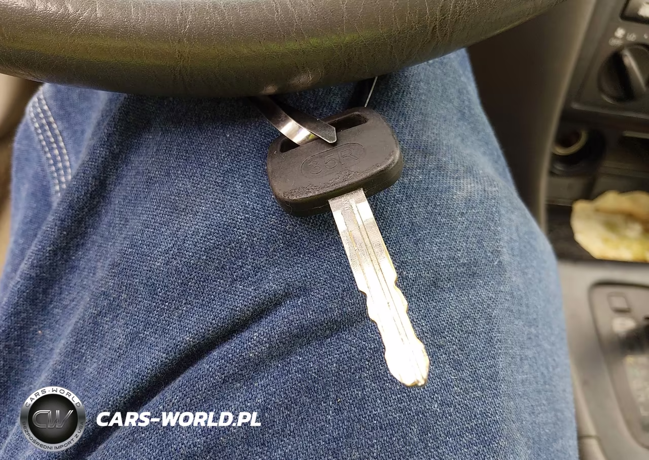 2000 Toyota Camry Le VIN:4T1BG22K4YU677468 - 11
