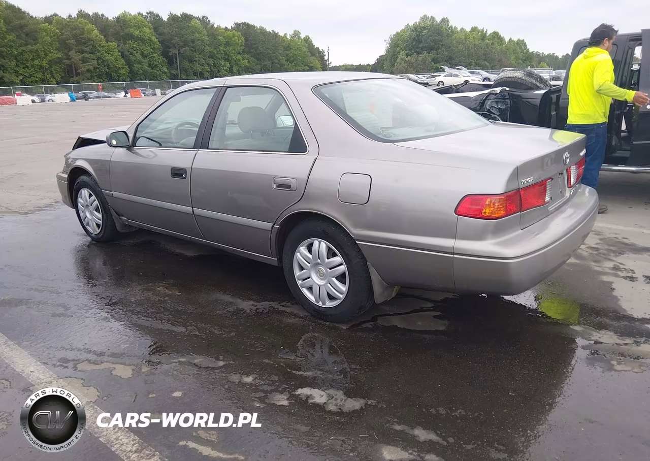 2000 Toyota Camry Le VIN:4T1BG22K4YU677468 - 3