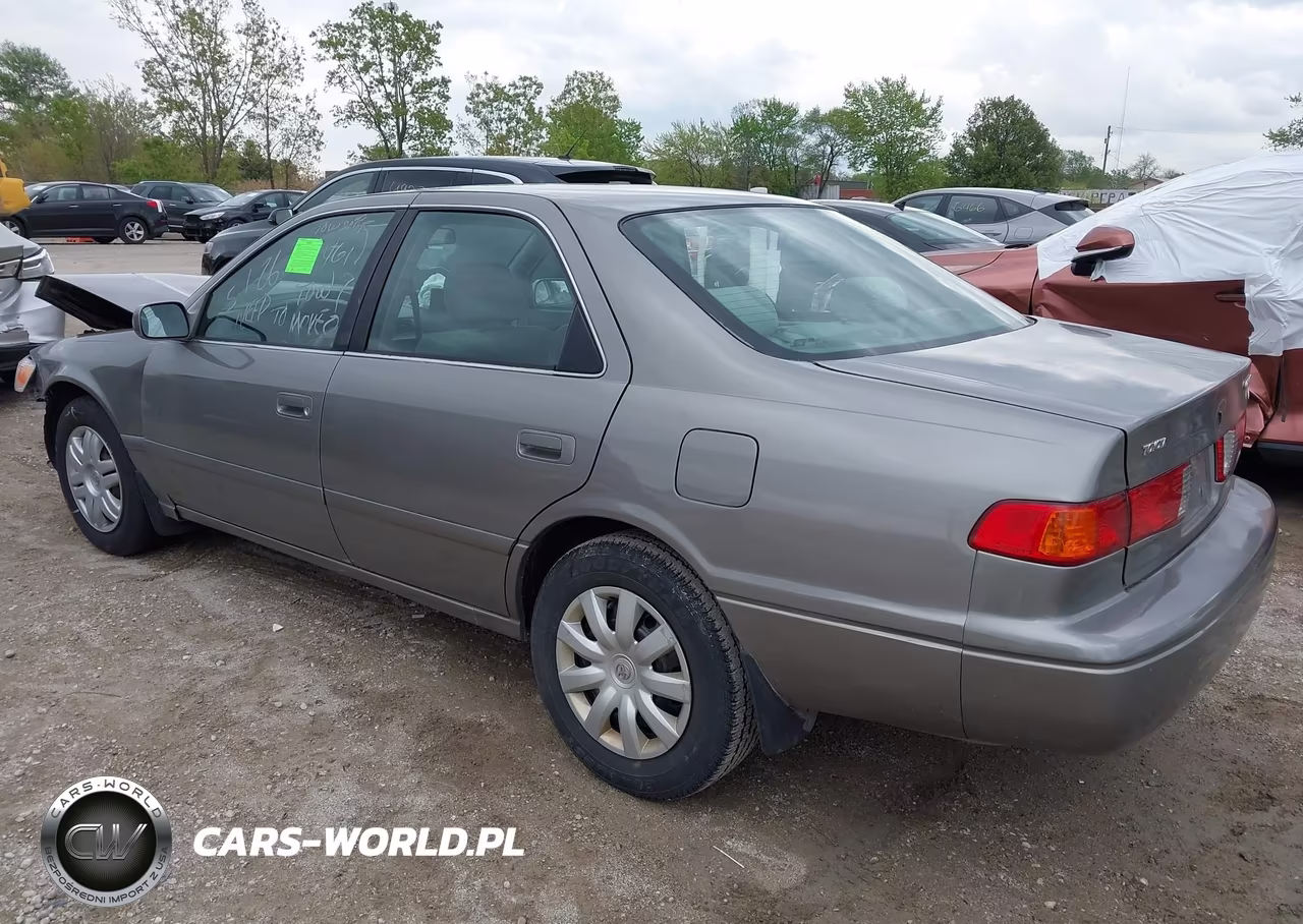2000 Toyota Camry Le VIN:JT2BG22K2Y0445116 - 3
