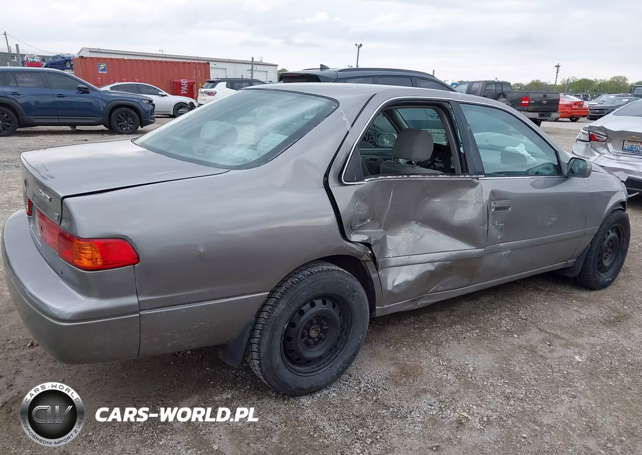 2000 Toyota Camry Le VIN:JT2BG22K2Y0445116 - 4