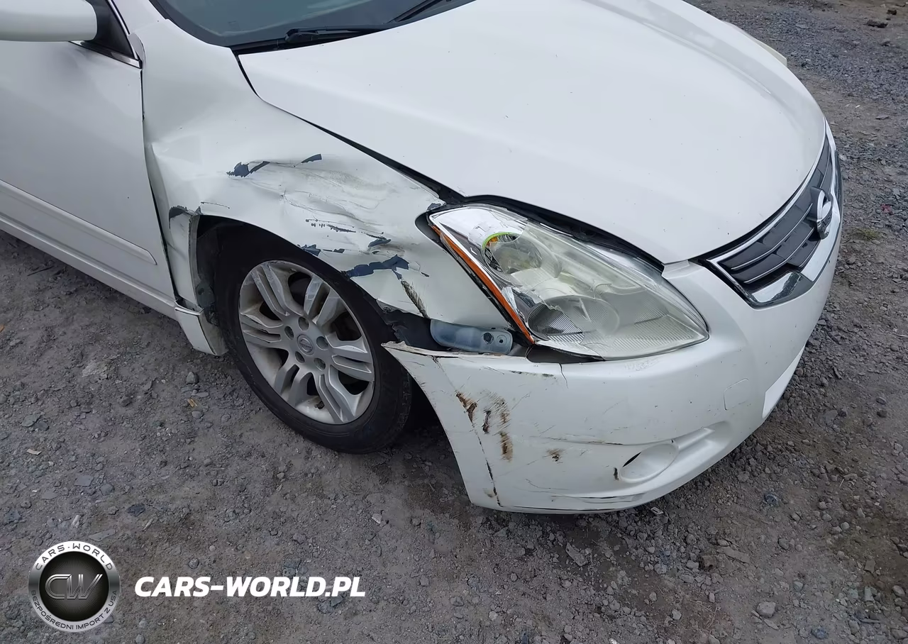 2011 Nissan Altima 2.5 S VIN:1N4AL2AP9BC173235 - 6