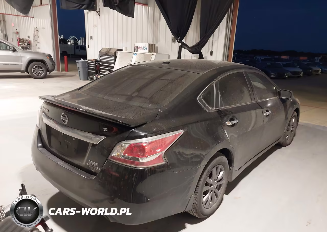 2015 Nissan Altima 2.5 S VIN:1N4AL3APXFN897502 - 4