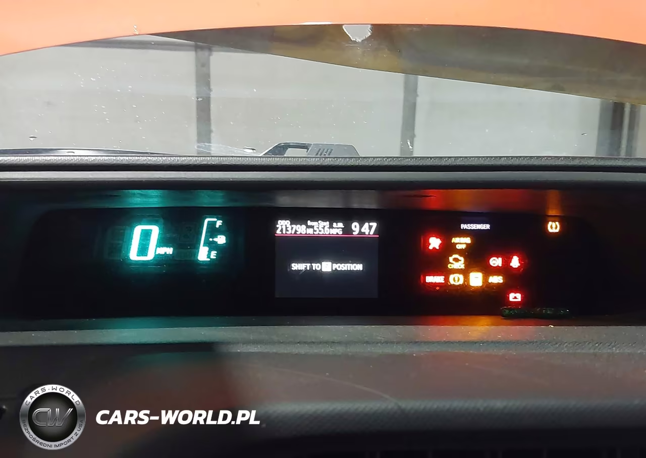 2013 Toyota Prius C Three VIN:JTDKDTB34D1033847 - 7