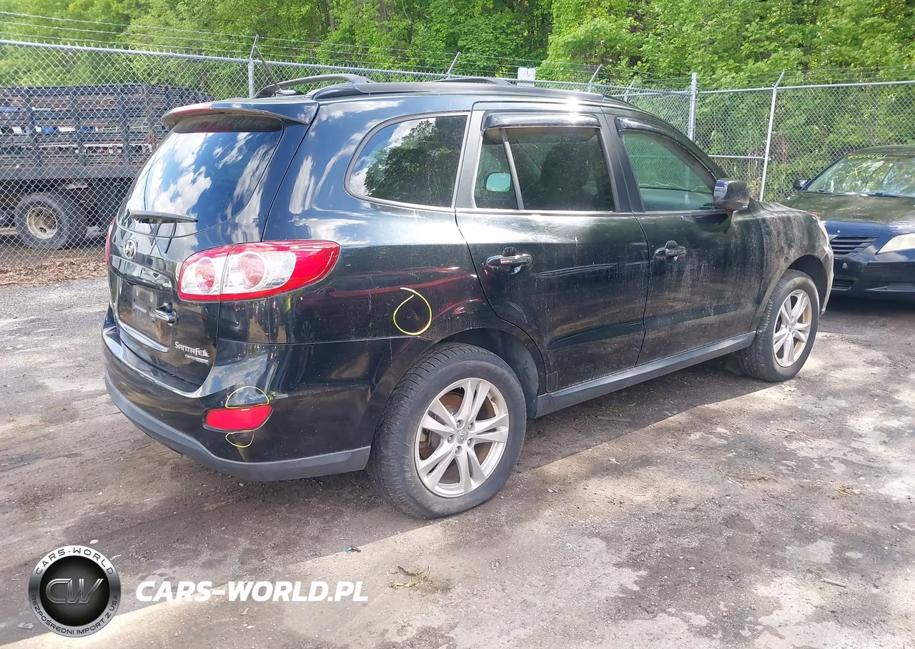 2011 Hyundai Santa Fe Limited V6 VIN:5XYZKDAG2BG052229 - 4