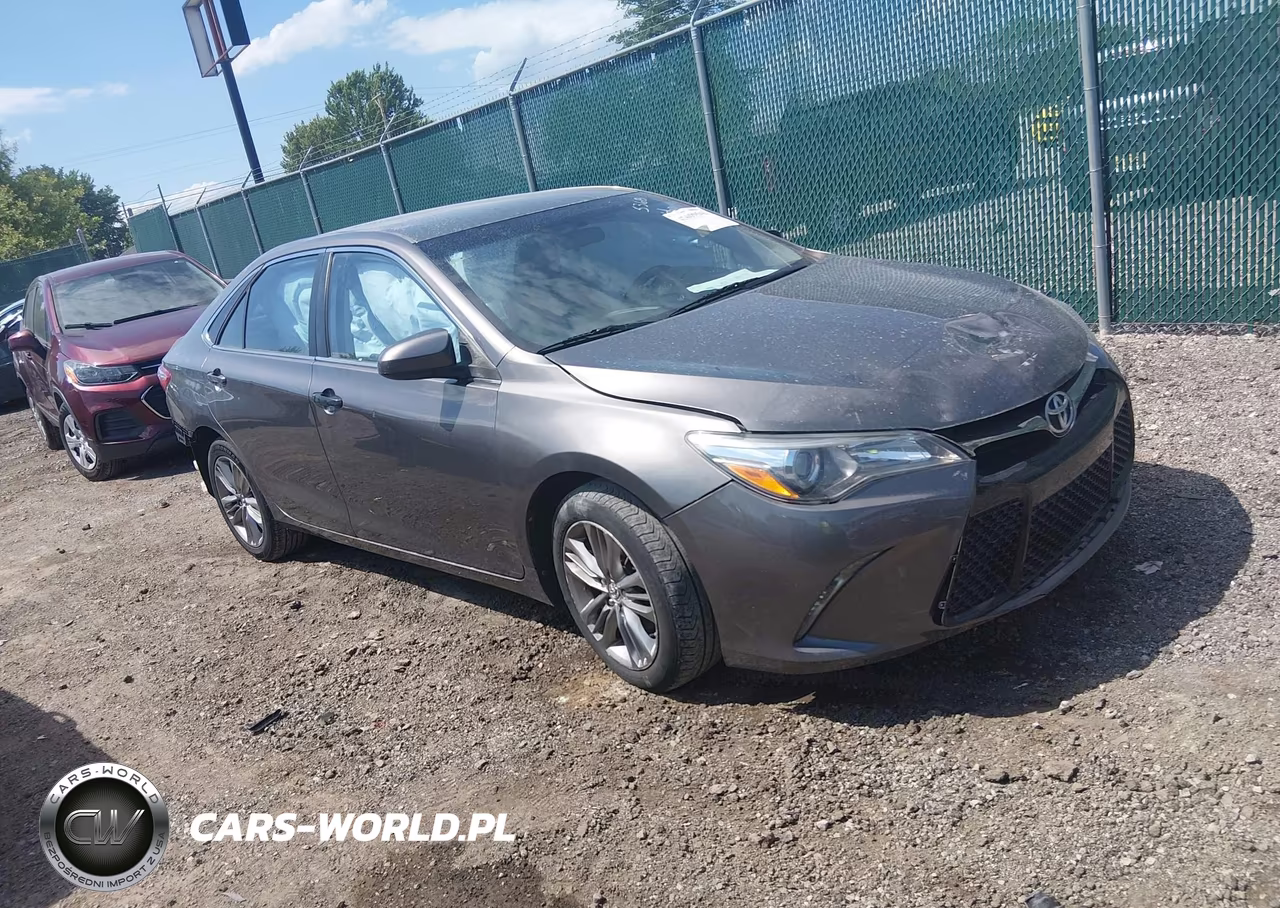 2016 Toyota Camry Se – zdjęcie 1 z 16