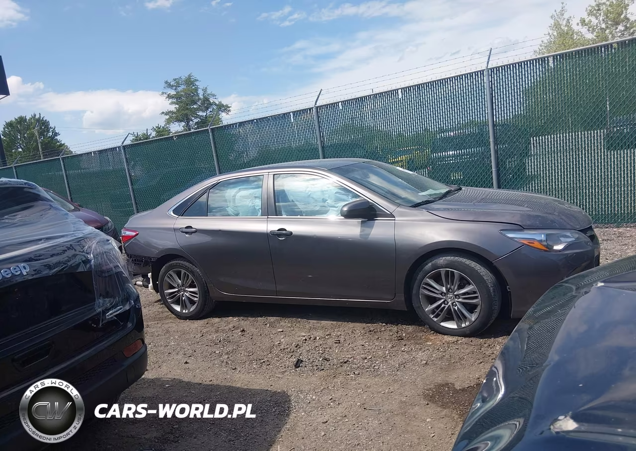 2016 Toyota Camry Se VIN:4T1BF1FK0GU525368 - 13