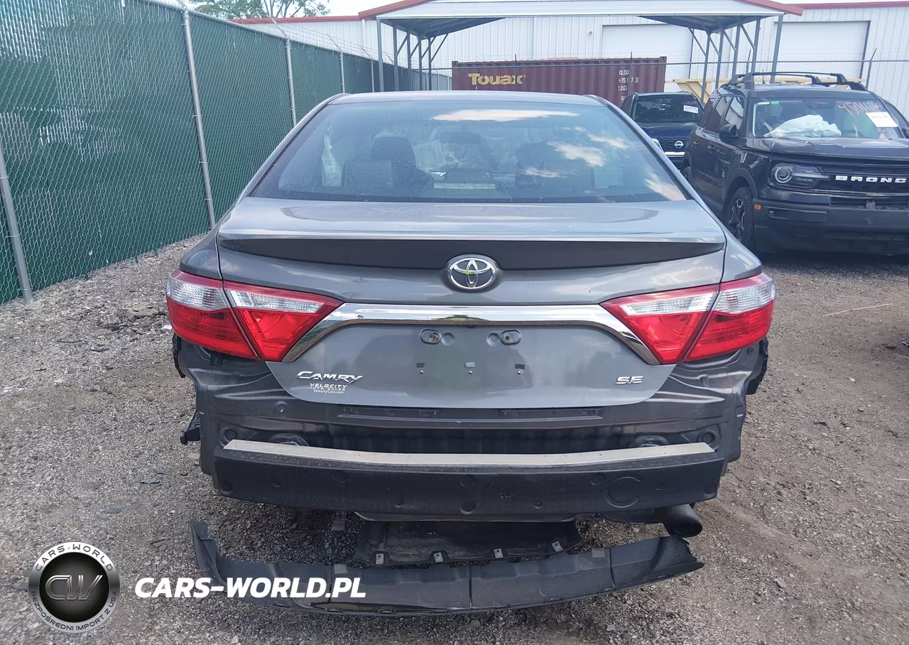 2016 Toyota Camry Se VIN:4T1BF1FK0GU525368 - 16