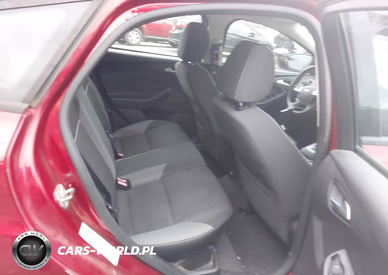 2014 Ford Focus Se VIN:1FADP3K22EL302334 - 8