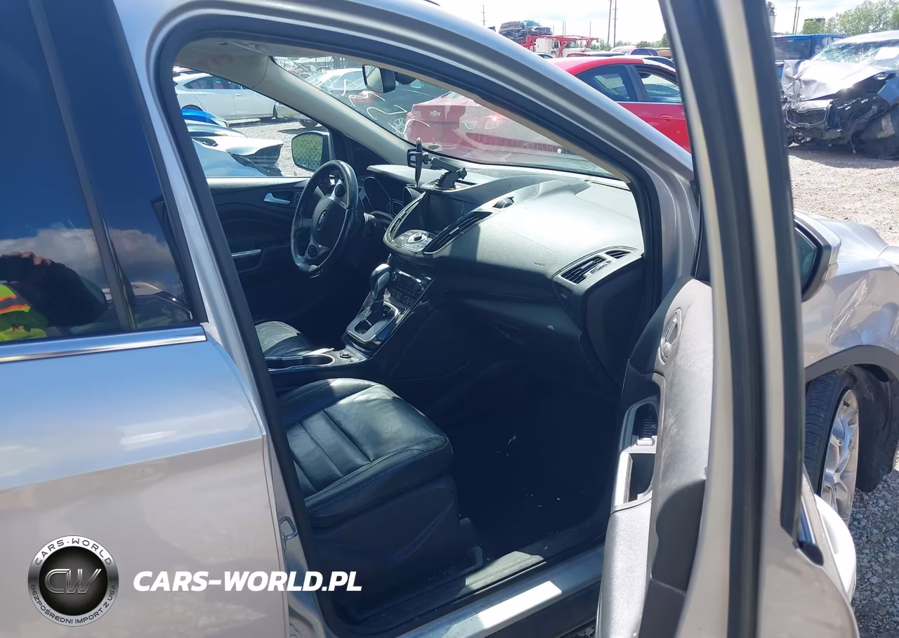 2014 Ford Escape Titanium VIN:1FMCU9JX6EUB25372 - 5