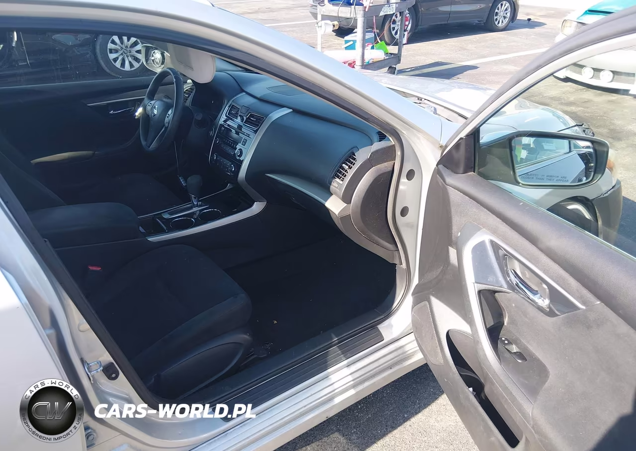 2014 Nissan Altima 2.5 S VIN:1N4AL3AP0EN333162 - 5