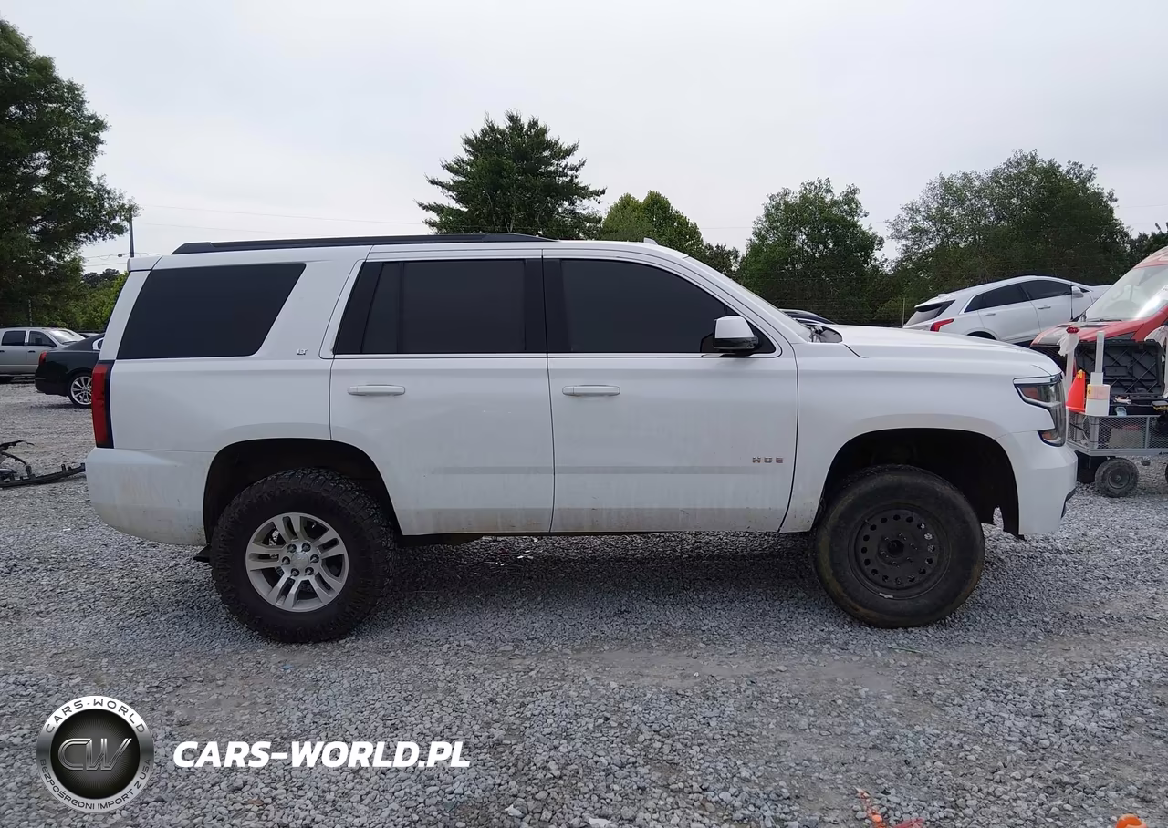 2016 Chevrolet Tahoe Lt VIN:1GNSKBKC2GR110549 - 13