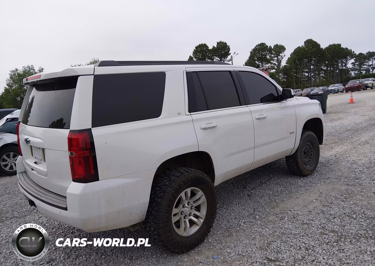 2016 Chevrolet Tahoe Lt VIN:1GNSKBKC2GR110549 - 4