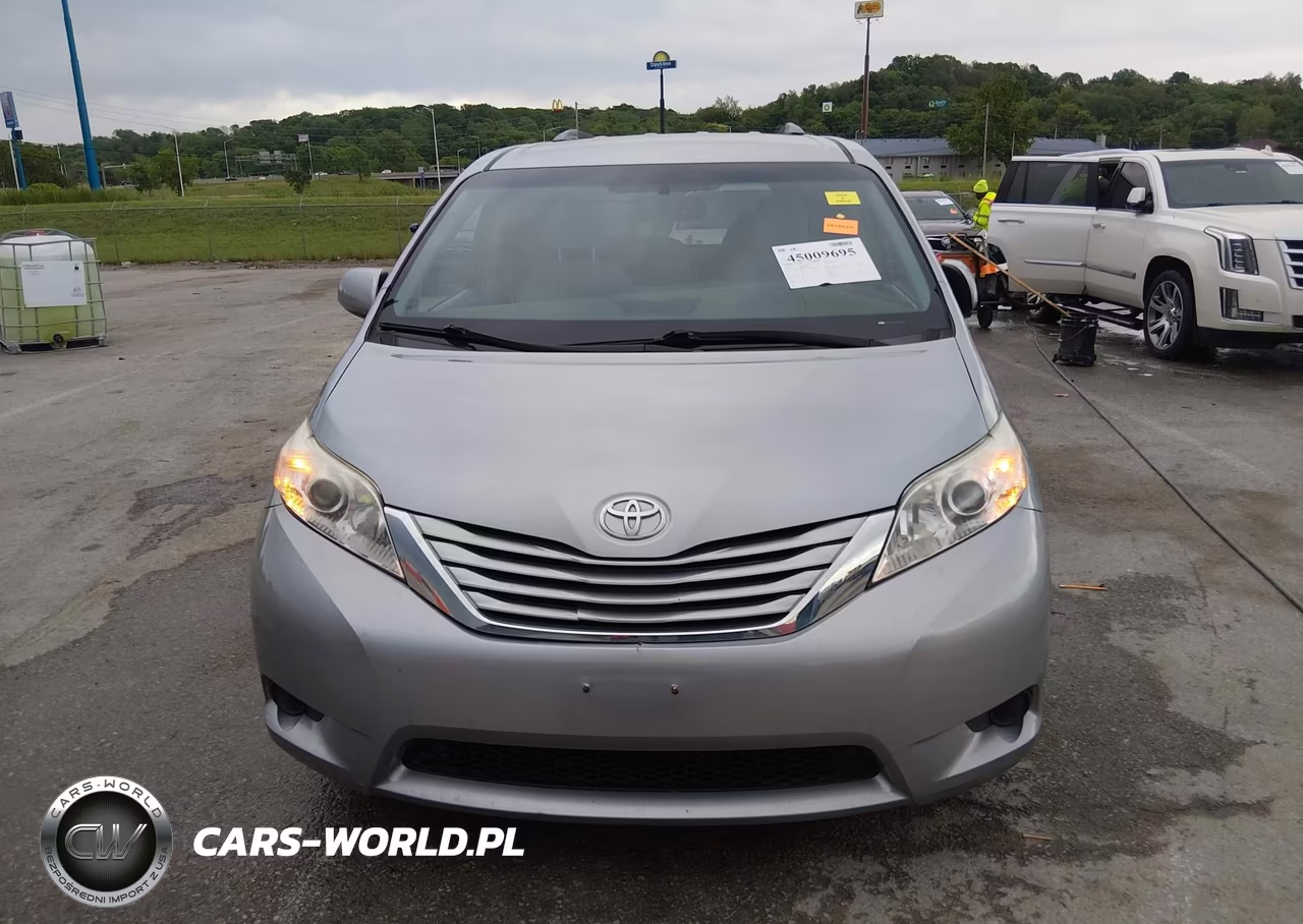 2017 Toyota Sienna Le 8 Passenger VIN:5TDKZ3DC8HS846339 - 12