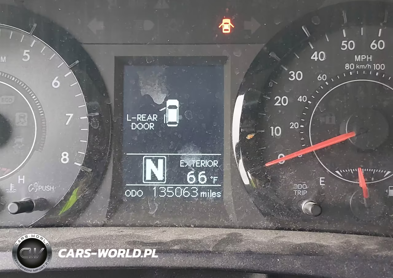 2017 Toyota Sienna Le 8 Passenger VIN:5TDKZ3DC8HS846339 - 15