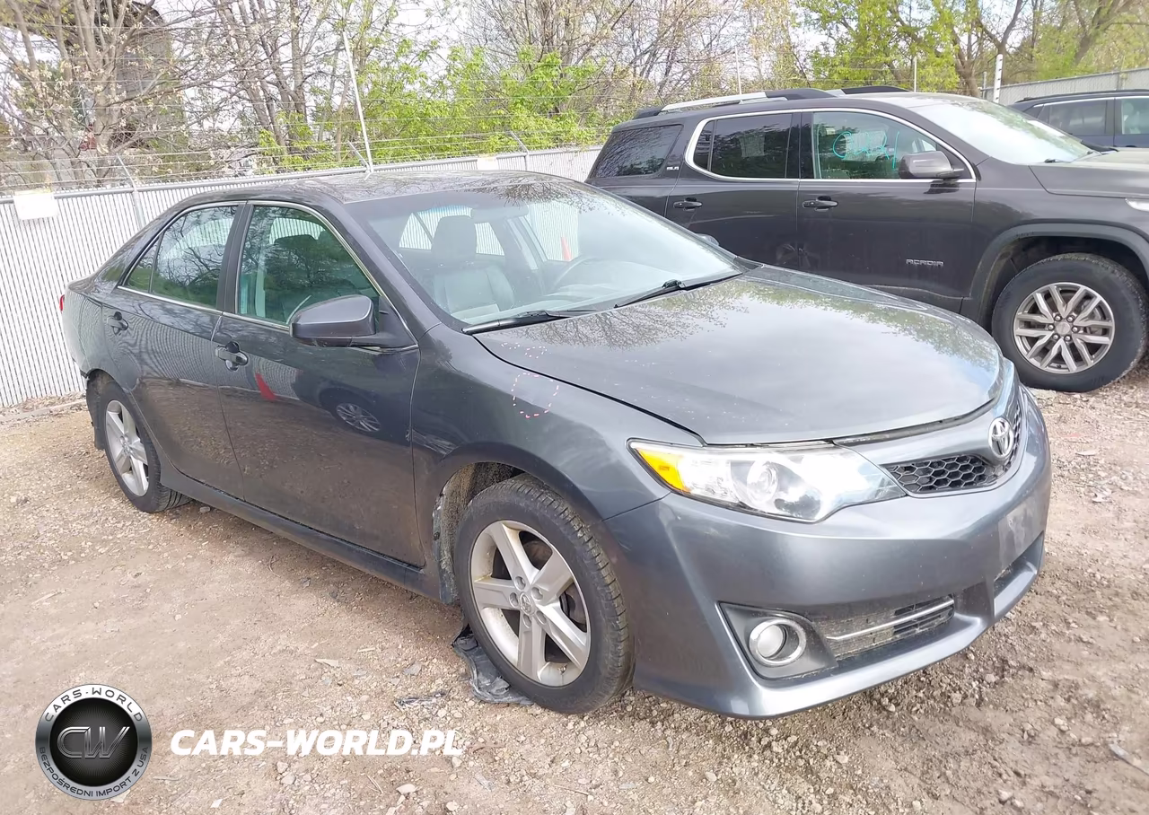2012 Toyota Camry Se – zdjęcie 1 z 12