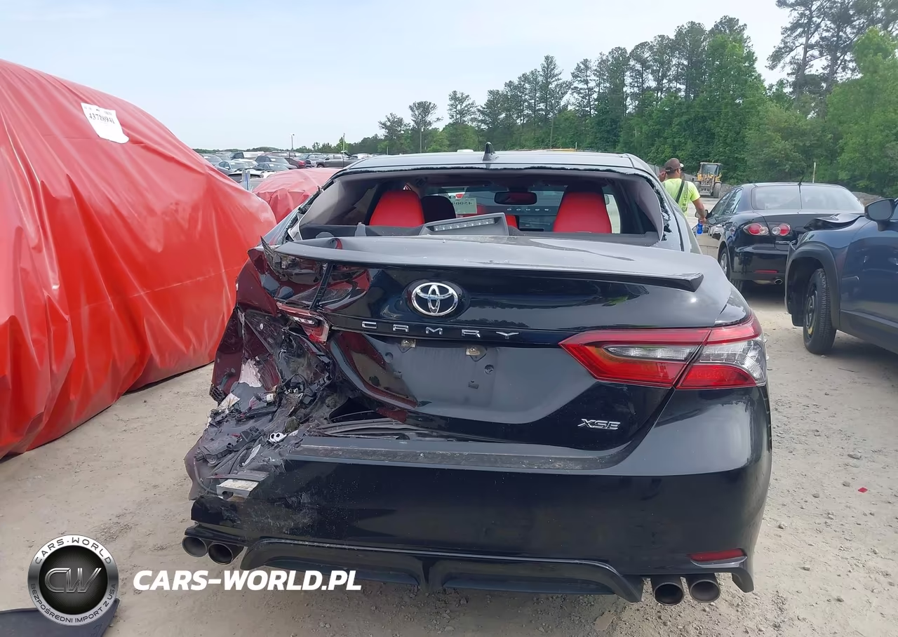 2021 Toyota Camry Xse VIN:4T1K61AK4MU557260 - 16