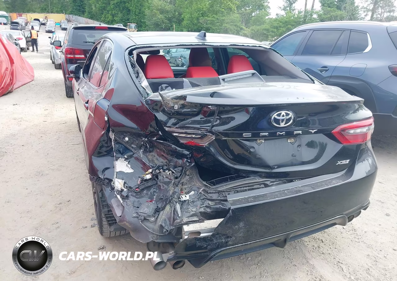 2021 Toyota Camry Xse VIN:4T1K61AK4MU557260 - 3